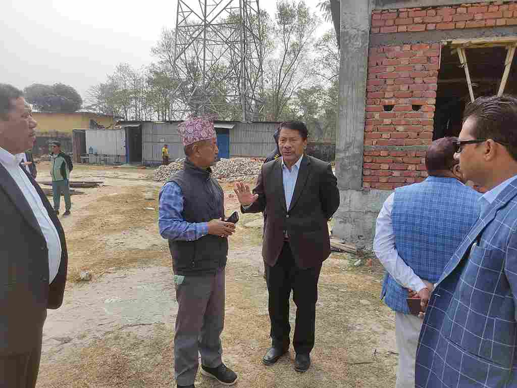Ganeshman singh Academy and Technical School visited by Prakashman Singh